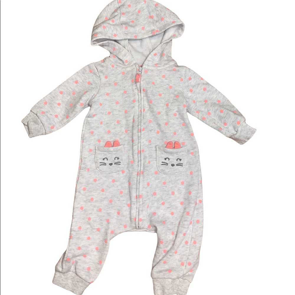 💓 6m Carter’s Zip-up Romper 💜 Sweatshirt material